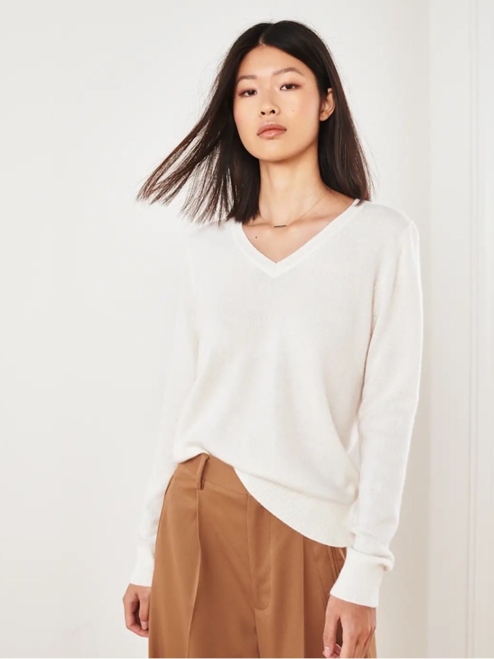 QUINCE Mongolian Cashmere V-Neck Sweater, Size S